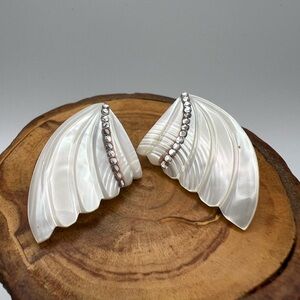 Elegant White Shell and Crystal- Wing shaped Earrings